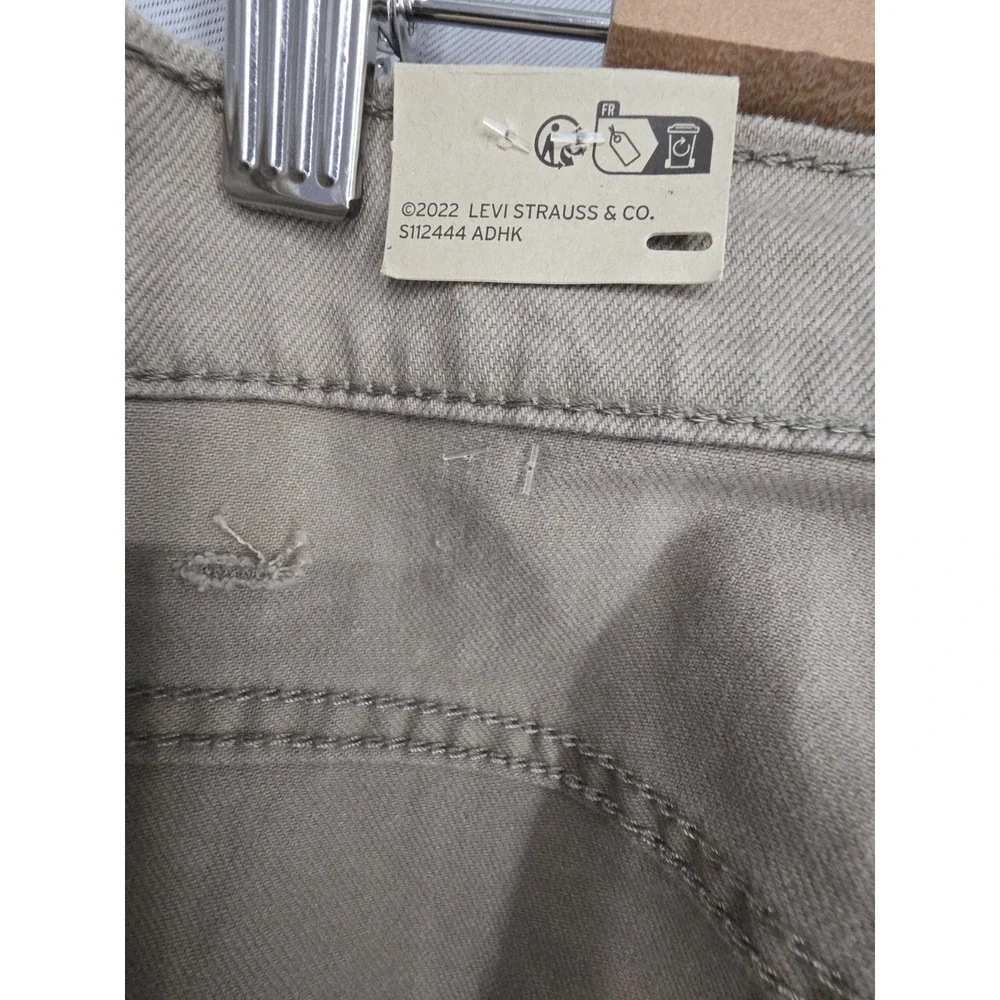 New Levis Original 511 Mens 46/28 (L26) Stretch KHAKI/BEIGE SlimFit Jeans RT:$70